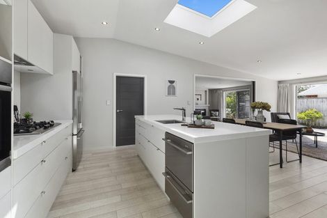 Photo of property in 9 Davies Street, Tawa, Wellington, 5028