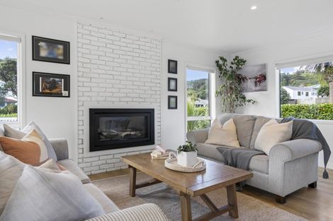 Photo of property in 246 Onemana Drive, Onemana, Whangamata, 3691