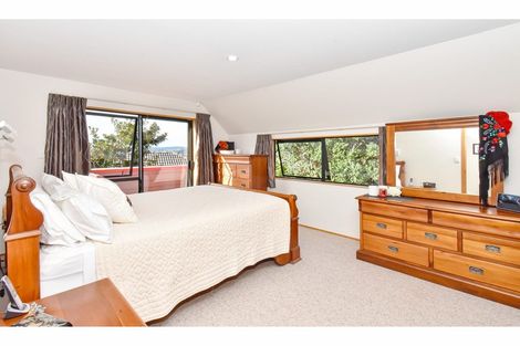 Photo of property in 2/12 Spears Place, Botany Downs, Auckland, 2010
