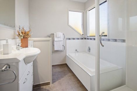 Photo of property in 3 Avonlea Lane, Pukekohe, 2120