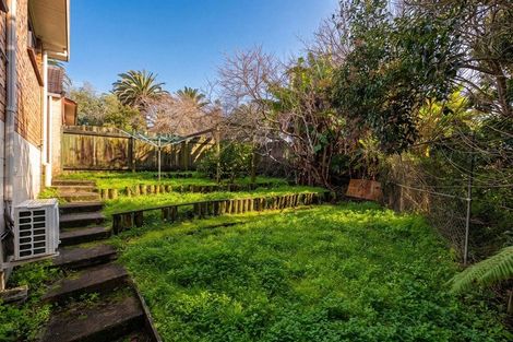 Photo of property in 2/1 Claude Brookes Drive, Henderson, Auckland, 0612