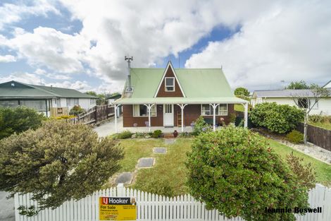 Photo of property in 34 Rainforth Street, Roslyn, Palmerston North, 4414