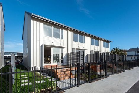 Photo of property in 136 Seaview Road, New Brighton, Christchurch, 8061