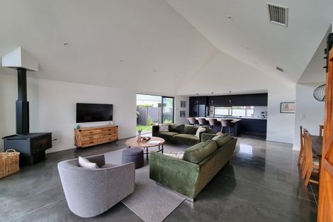 Photo of property in 118 Cameron Street, Ashburton, 7700