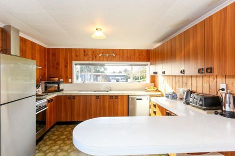 Photo of property in 114 Wairau Road, Oakura, 4314