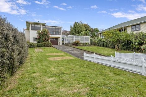 Photo of property in 75 Mould Street, Waitara, 4320