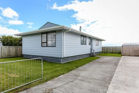 Photo of property in 72 Hume Street, Waitara, 4320