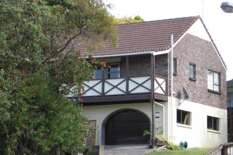 Photo of property in 12 Longbill Place, Glendene, Auckland, 0602