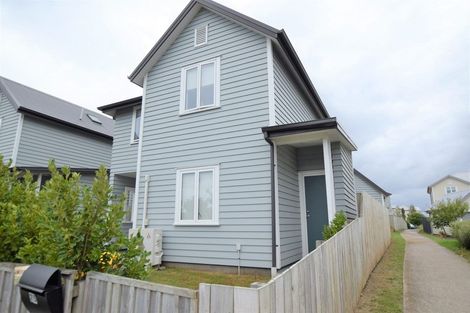 Photo of property in 75 Grove Road, Papakura, 2110