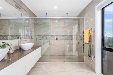 Photo of property in 14 Wangapeka Way, Aotea, Porirua, 5024