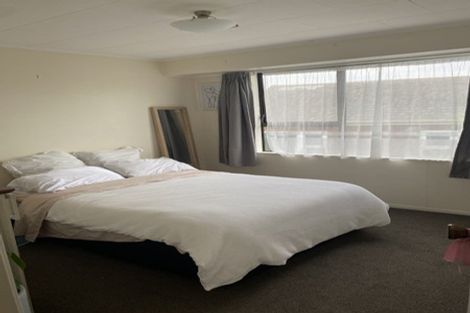 Photo of property in 15 Welland Place, Island Bay, Wellington, 6023