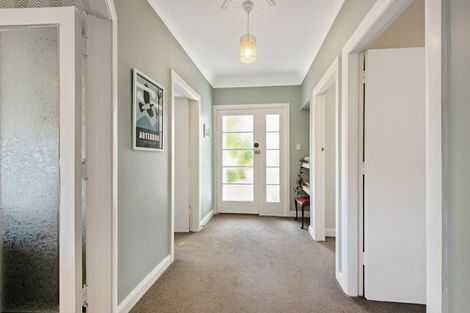 Photo of property in 49 Cavendish Square, Strathmore Park, Wellington, 6022