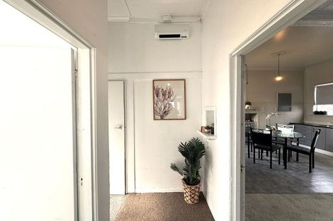 Photo of property in 21 Elderlee Street, Milton, 9220