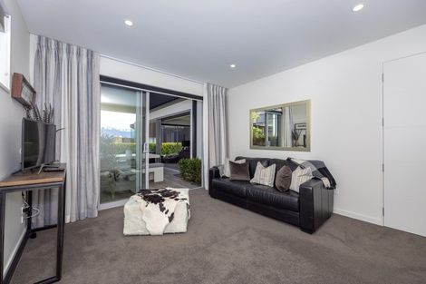 Photo of property in 12 Primary Lane, Wanaka, 9305