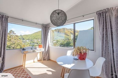 Photo of property in 20b Govind Grove, Ngaio, Wellington, 6035