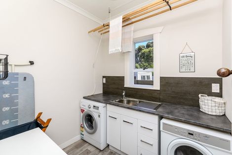 Photo of property in 39 Gaine Street, New Plymouth, 4310