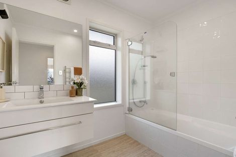 Photo of property in 24 Harbelle Close, Bethlehem, Tauranga, 3110