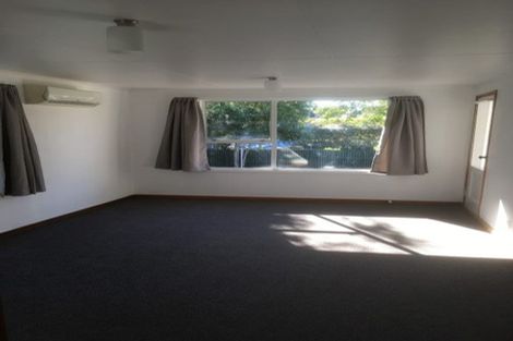 Photo of property in 3 Tiraumea Street, Palmerston North, 4410