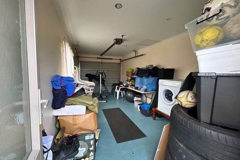 Photo of property in 406 Bucklands Beach Road, Bucklands Beach, Auckland, 2012