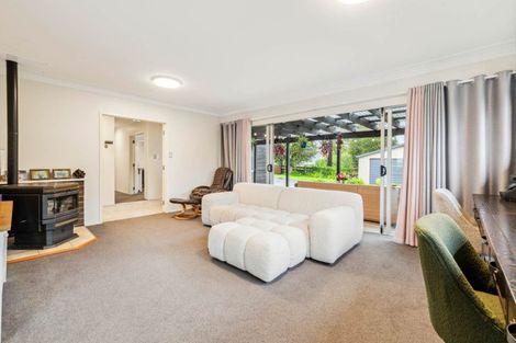 Photo of property in 22 Whitford Park Road, Whitford, Howick, 2571