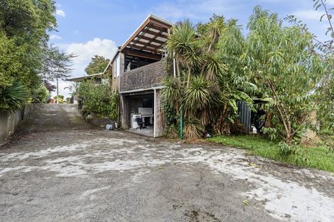 Photo of property in 9 Saxton Road, Upper Vogeltown, New Plymouth, 4310