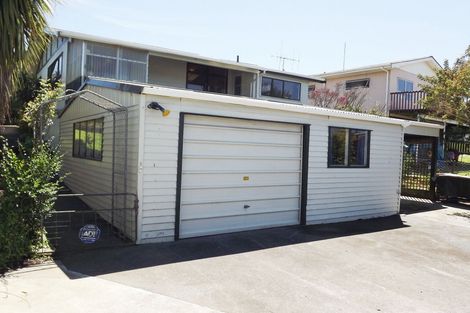 Photo of property in 3 Karioi Crescent, Raglan, 3225