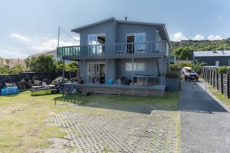 Photo of property in 17 Du Fresne Place, Russell, 0202