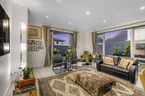 Photo of property in 219 East Coast Road, Campbells Bay, Auckland, 0620