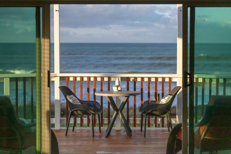 Photo of property in 65 Pukehina Parade, Pukehina, Te Puke, 3189