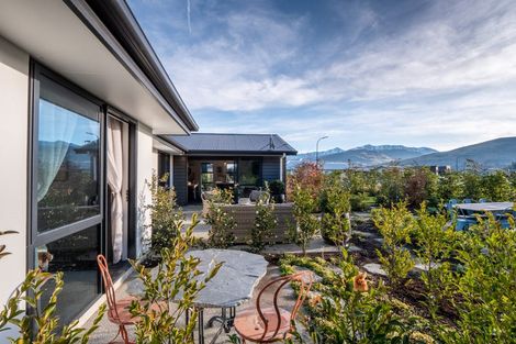 Photo of property in 17 Sandford Terrace, Lower Shotover, Queenstown, 9304