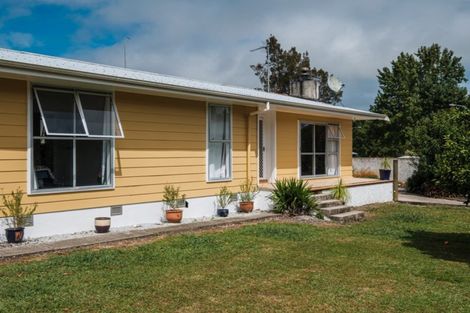 Photo of property in 16 Gillies Street, Outer Kaiti, Gisborne, 4010