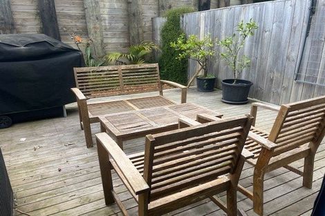 Photo of property in 10 Routhmore Street, Flat Bush, Auckland, 2019