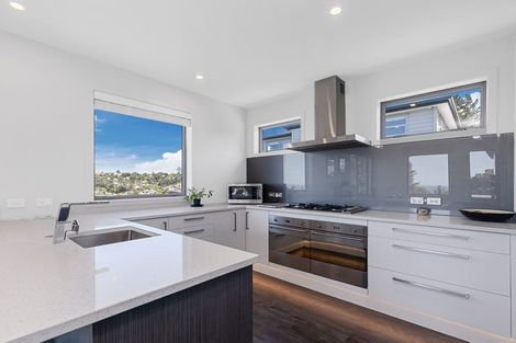 Photo of property in 66a Arran Road, Browns Bay, Auckland, 0630