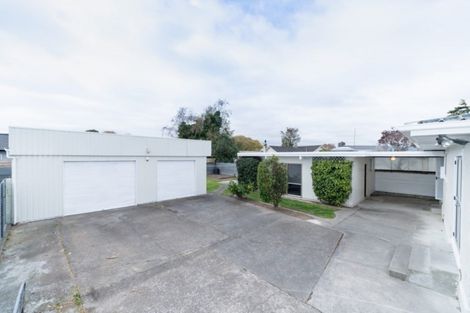 Photo of property in 4 Sutherland Crescent, Westbrook, Palmerston North, 4412