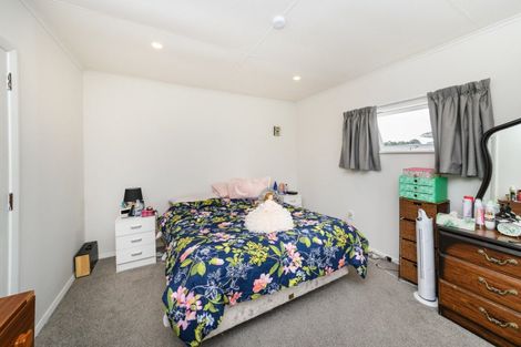 Photo of property in 100 Derby Street, Feilding, 4702