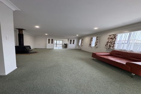 Photo of property in 11 Takanini Road, Takanini, 2112