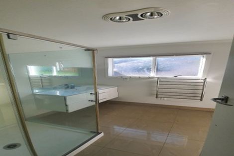 Photo of property in 9 Bryers Place, Bayview, Auckland, 0629