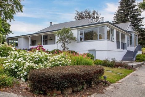 Photo of property in 124 Roxburgh Road East, Roxburgh East, Roxburgh, 9571