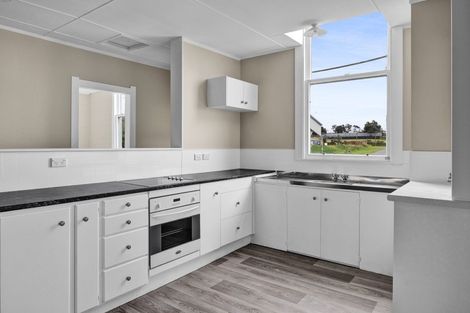 Photo of property in 20 Cambridge Street, Patea, 4520