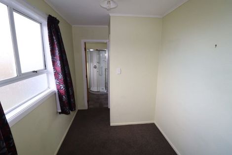 Photo of property in 3 Bella Grove, Naenae, Lower Hutt, 5011