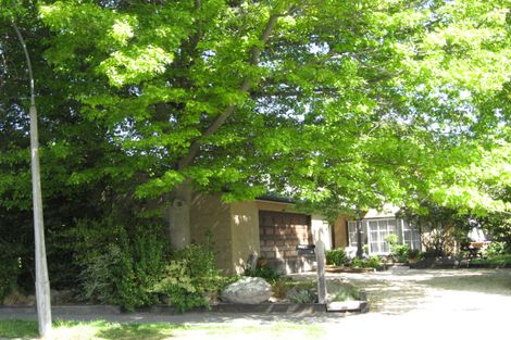 Photo of property in 21 Westburn Terrace, Burnside, Christchurch, 8041