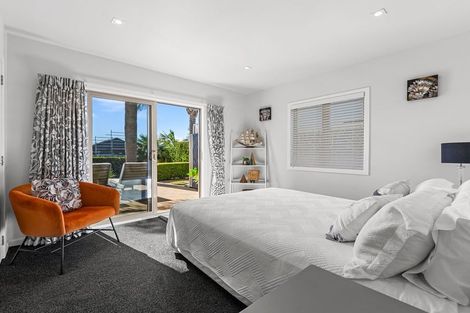 Photo of property in 8 Kawai Rise, Te Atatu Peninsula, Auckland, 0610