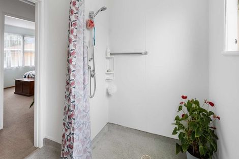 Photo of property in 22 Haynes Crescent, Sunnybrook, Rotorua, 3015