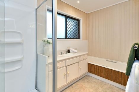 Photo of property in 4/16 Regent Street, Papatoetoe, Auckland, 2025