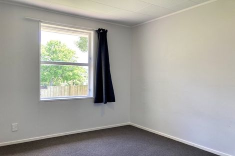 Photo of property in 21 West Harbour Drive, West Harbour, Auckland, 0618