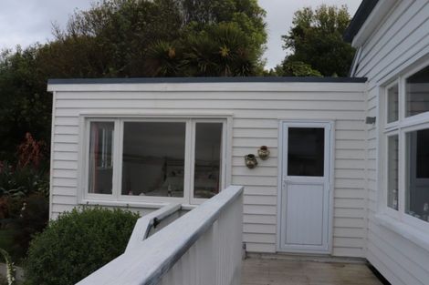 Photo of property in 80 Marine Parade, Bluff, 9814