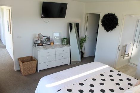 Photo of property in 28 Grigg Drive, Witherlea, Blenheim, 7201