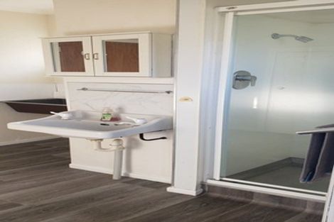 Photo of property in 29 Moana Road, Paraparaumu, 5032