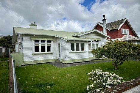 Photo of property in 36 Saint Johns Avenue, Palmerston North, 4414