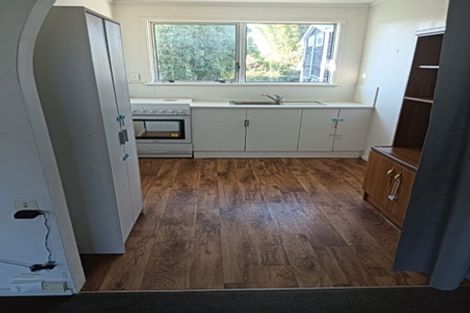 Photo of property in 2/27 Miro Street, New Lynn, Auckland, 0600